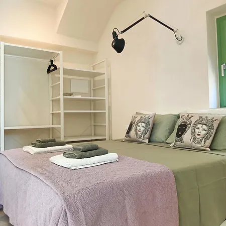Homestay Acciana *